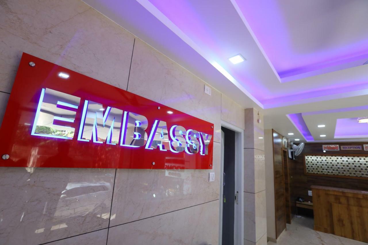 Hotel Embassy Bengalúr Exteriér fotografie